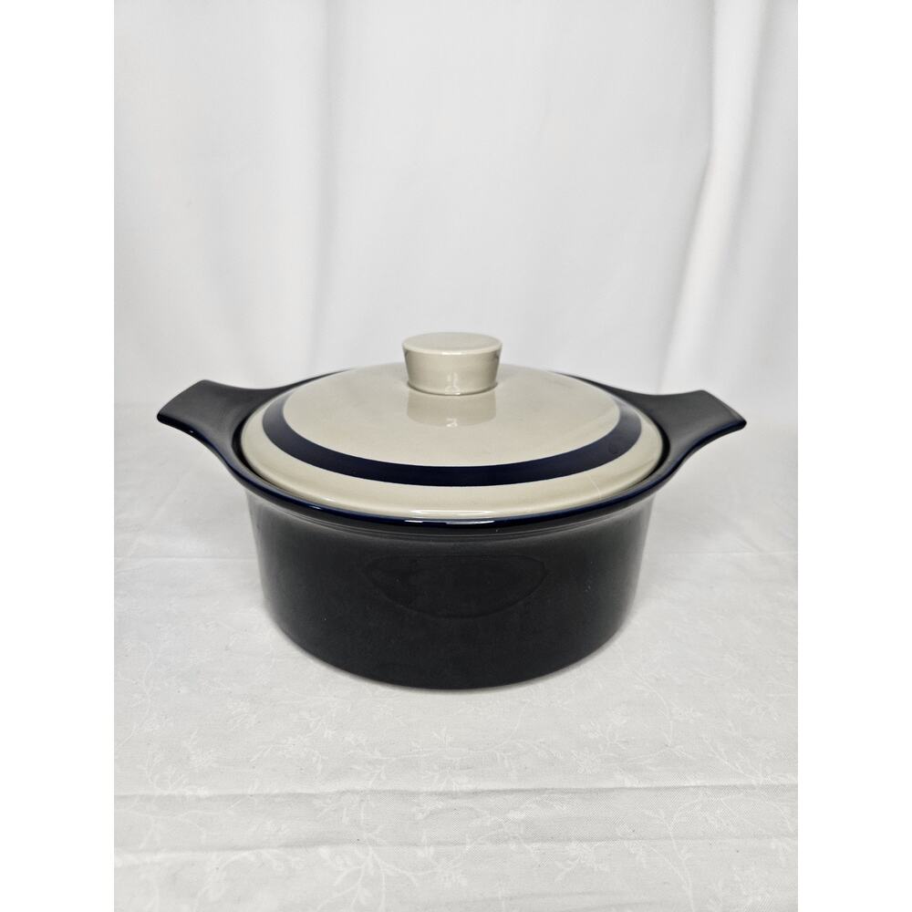 Vintage Celebrity Lexington Round 2 Quart Stoneware Casserole Dish Lid Blue